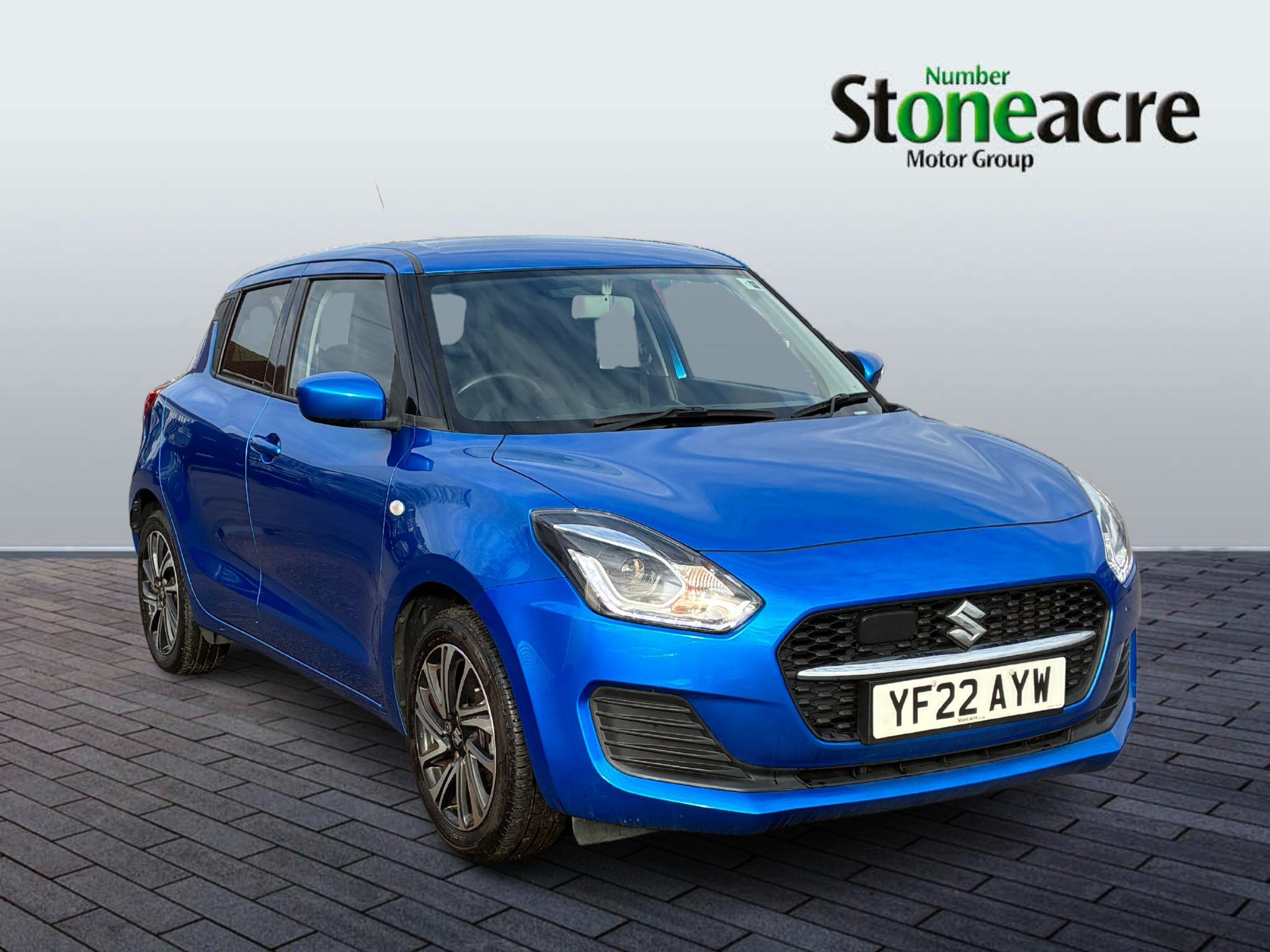 Main listing image - Suzuki Swift