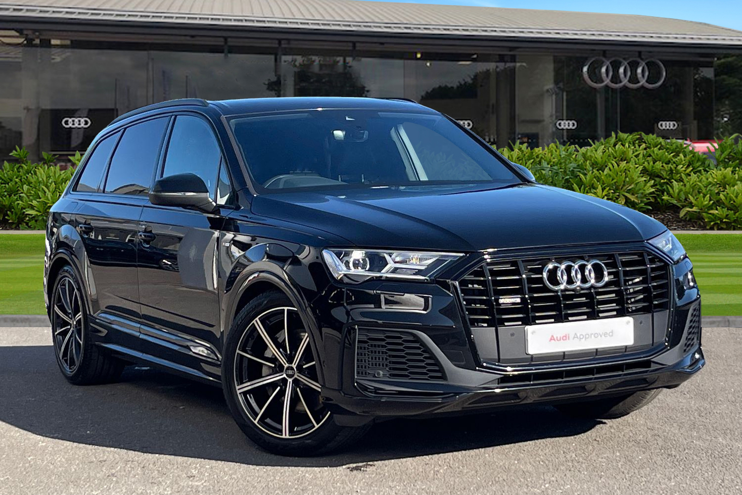 Main listing image - Audi Q7