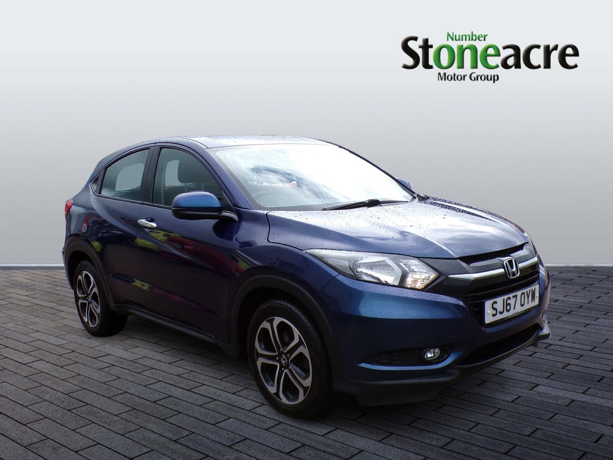 Main listing image - Honda HR-V