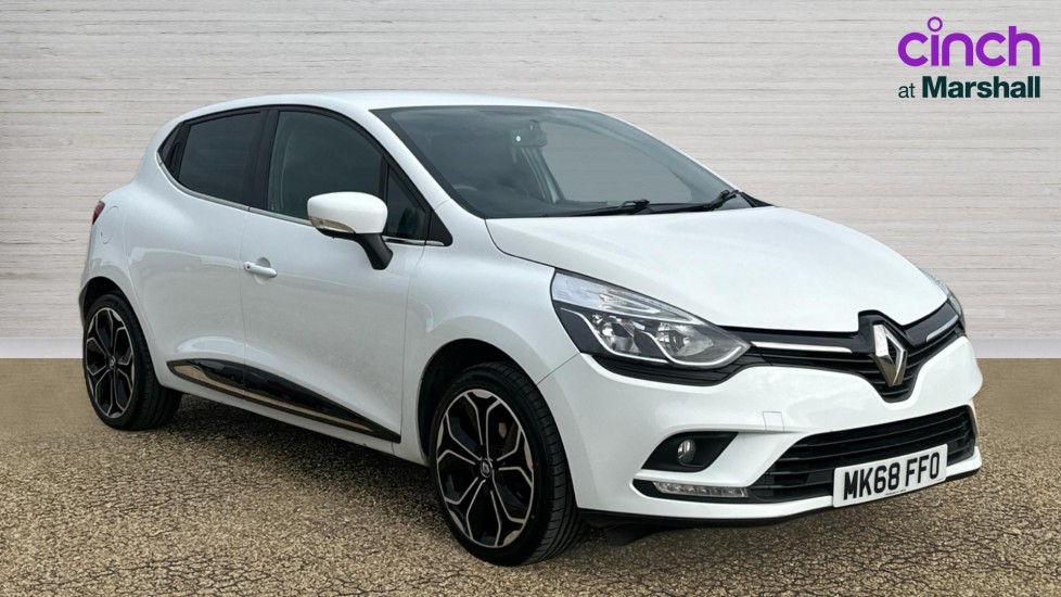 Main listing image - Renault Clio