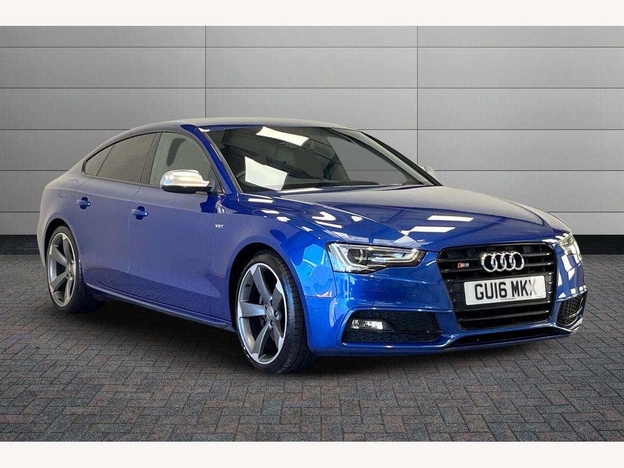 Main listing image - Audi S5