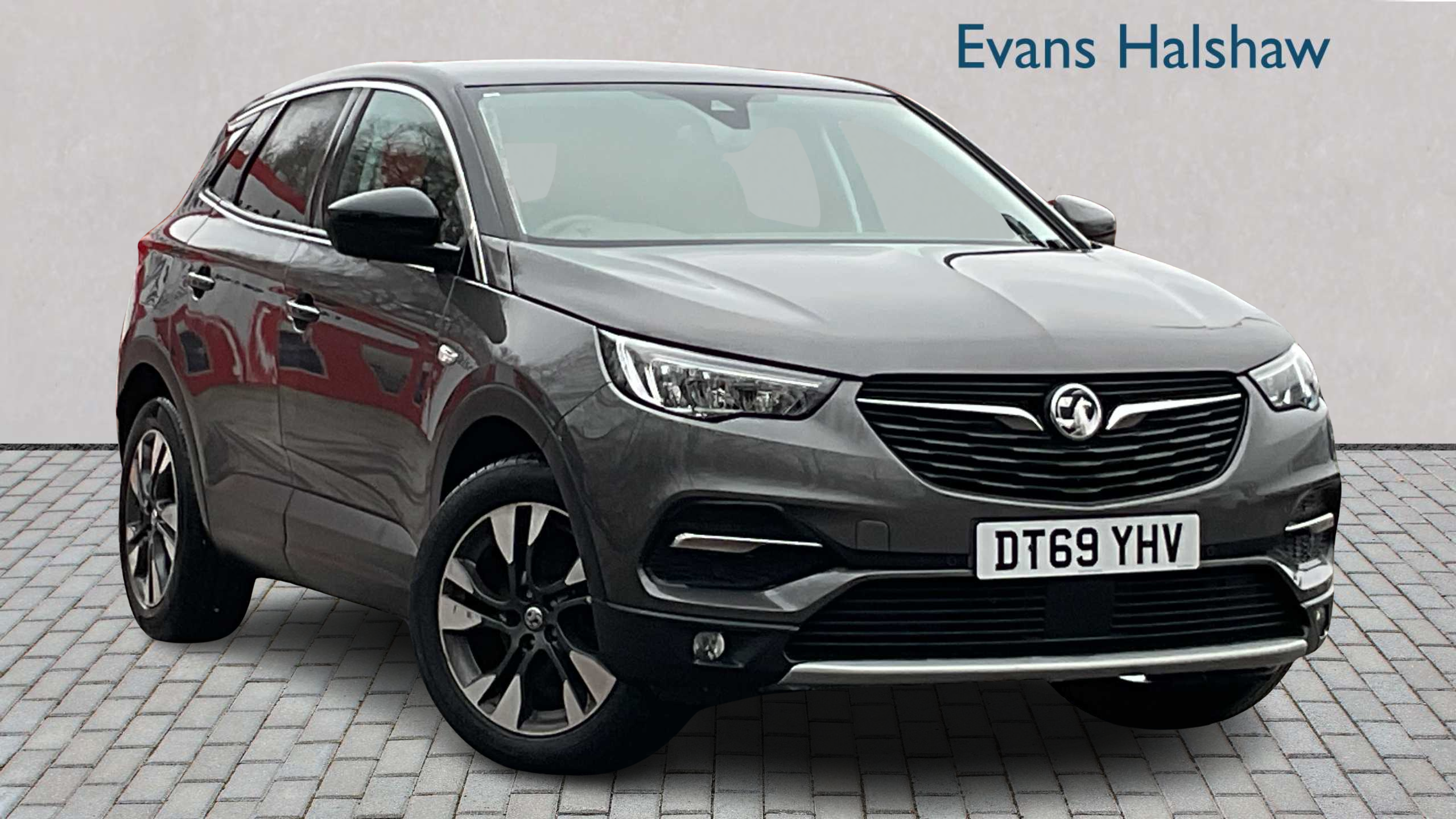 Main listing image - Vauxhall Grandland X