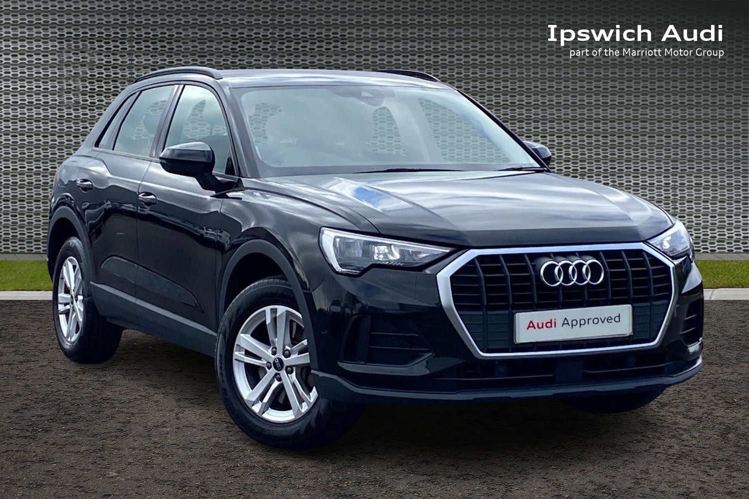 Main listing image - Audi Q3