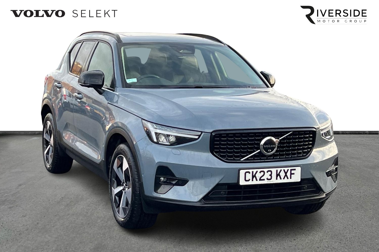 Main listing image - Volvo XC40