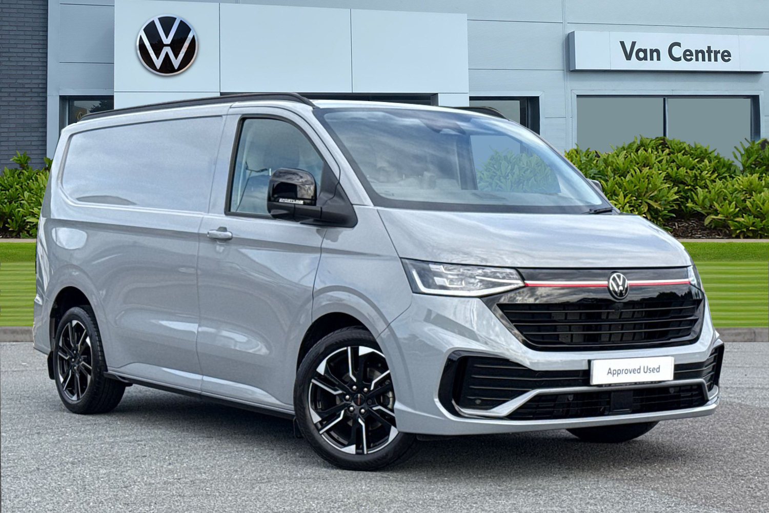 Main listing image - Volkswagen Transporter