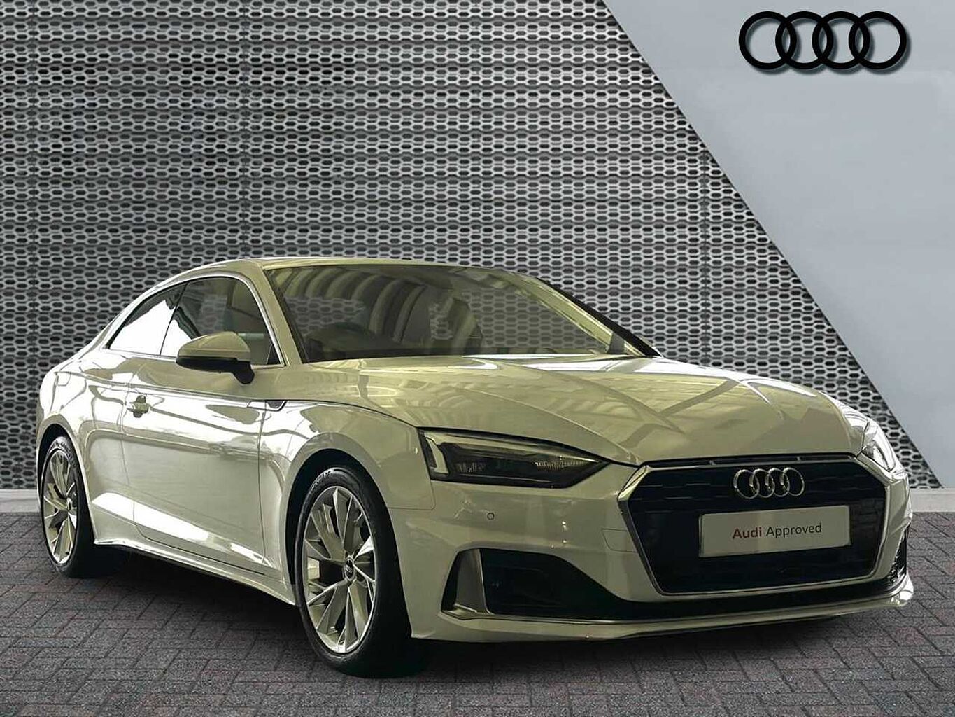 Main listing image - Audi A5