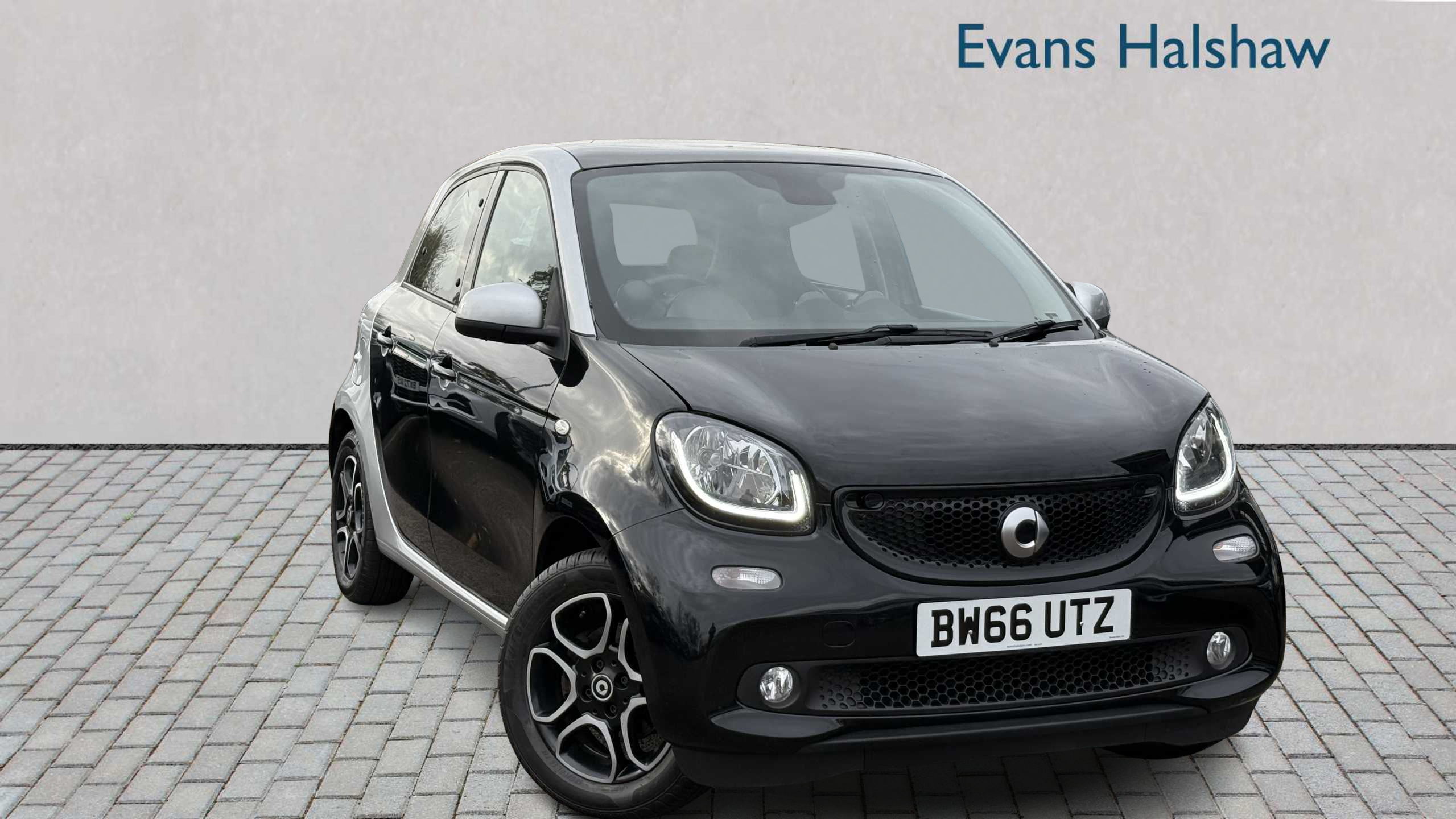 Main listing image - Smart Forfour