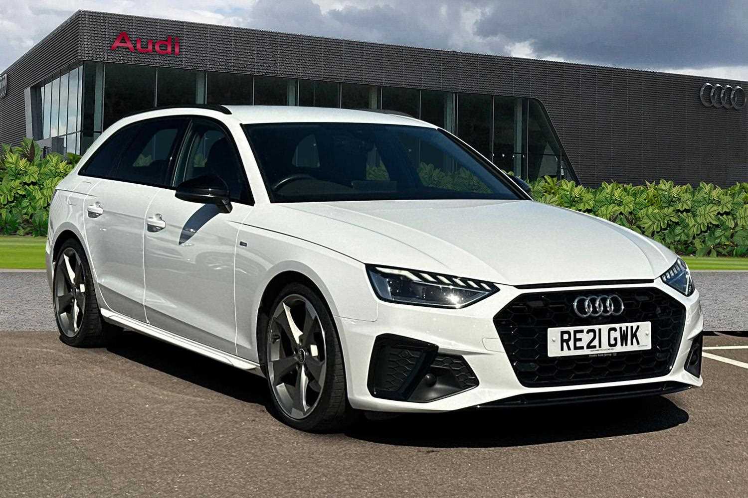 Main listing image - Audi A4 Avant