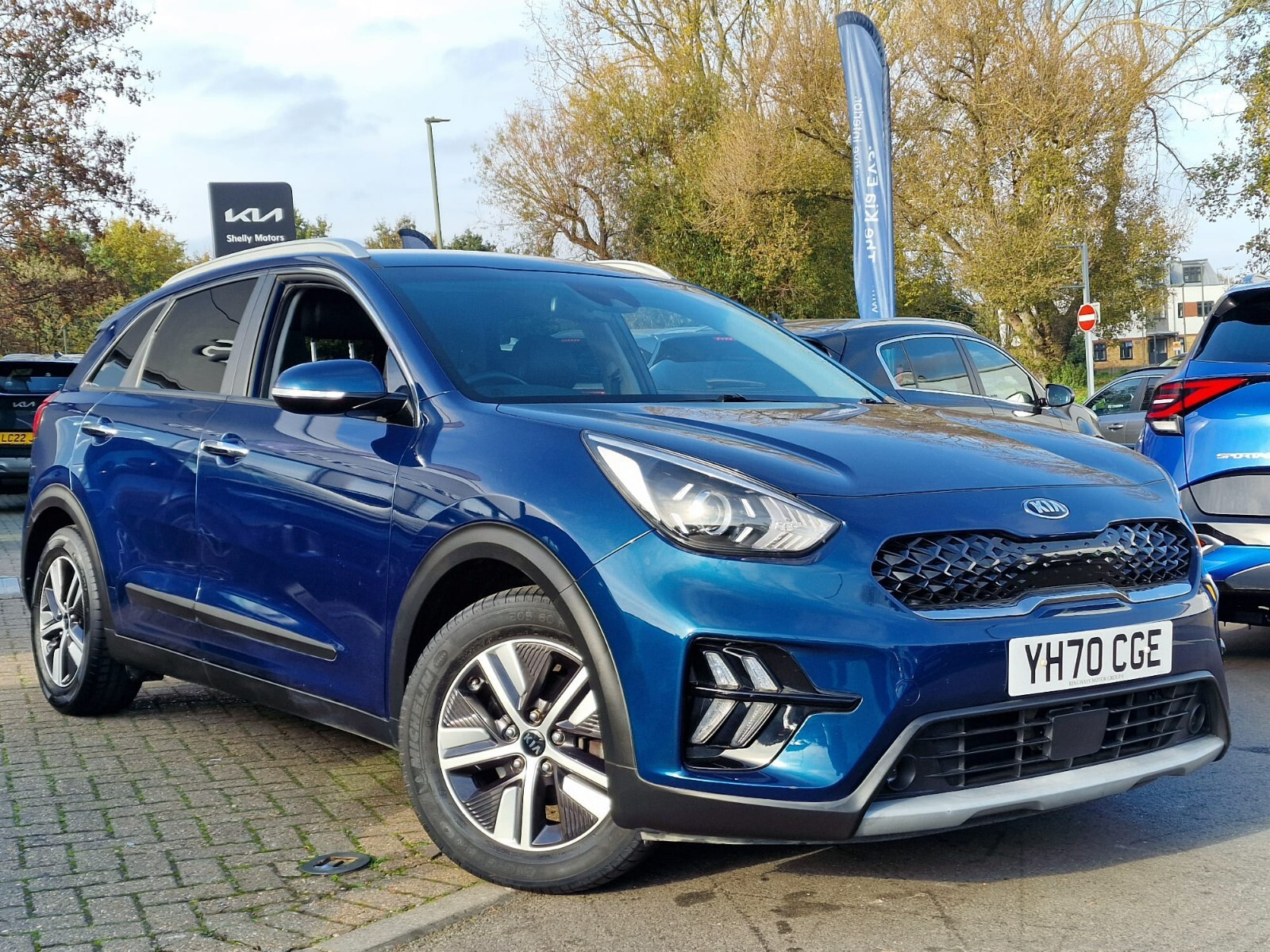 Main listing image - Kia Niro