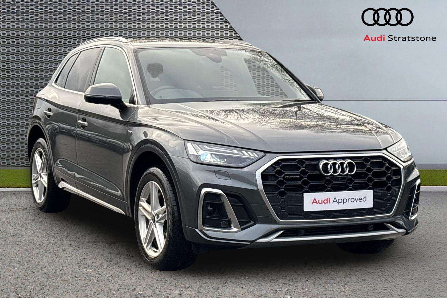 Main listing image - Audi Q5