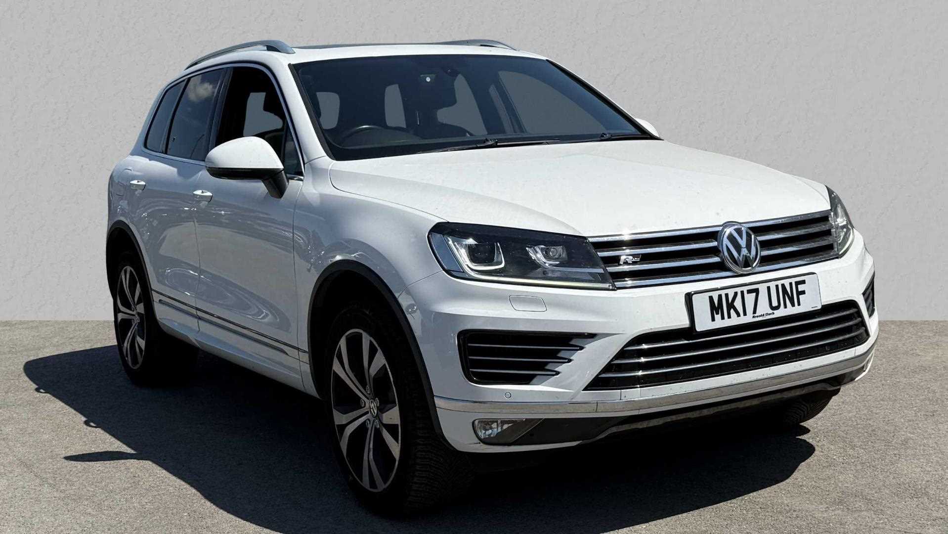 Main listing image - Volkswagen Touareg