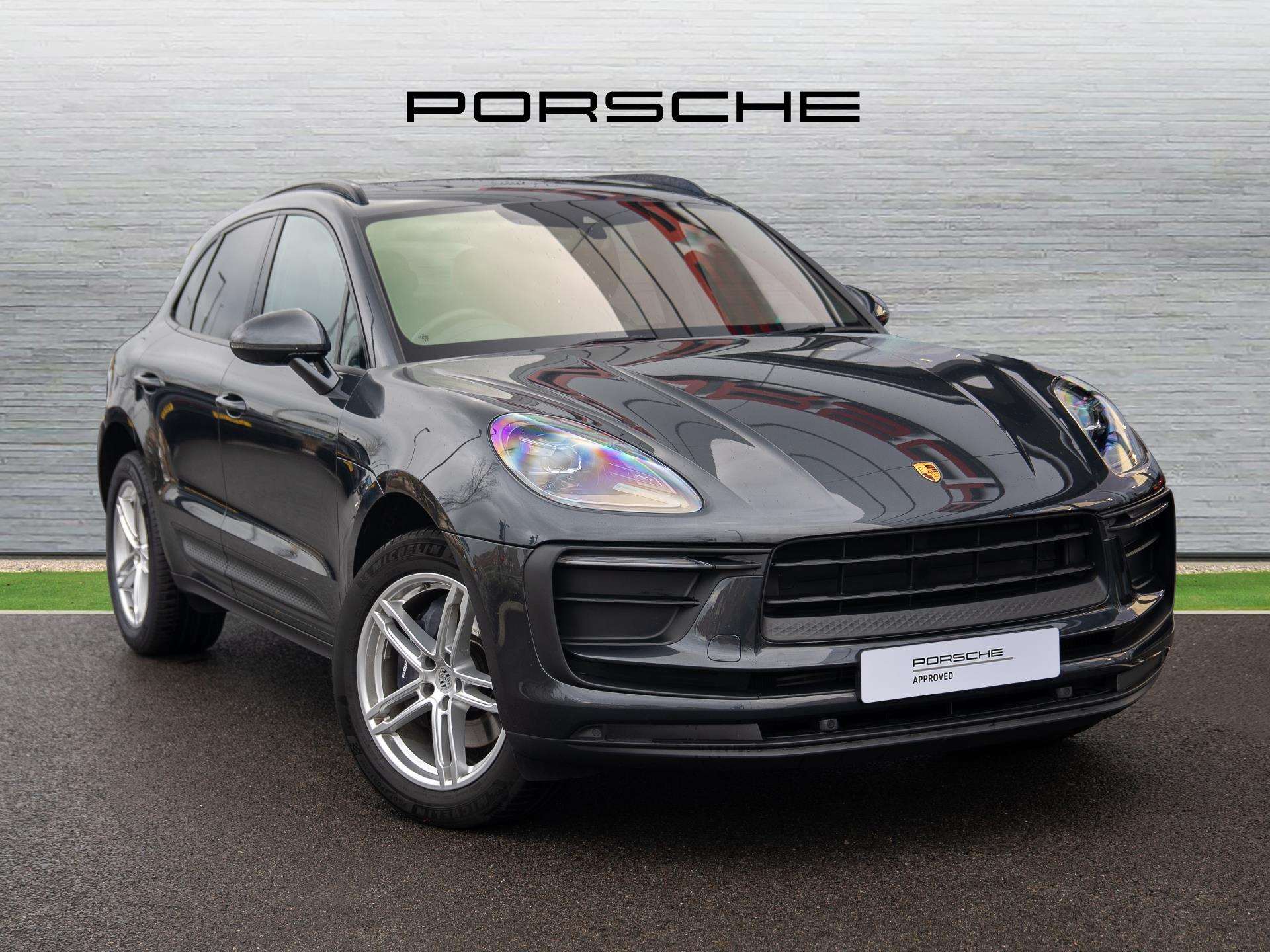 Main listing image - Porsche Macan