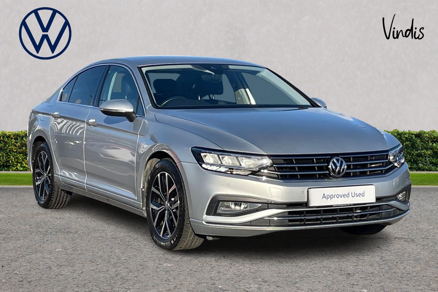 Main listing image - Volkswagen Passat