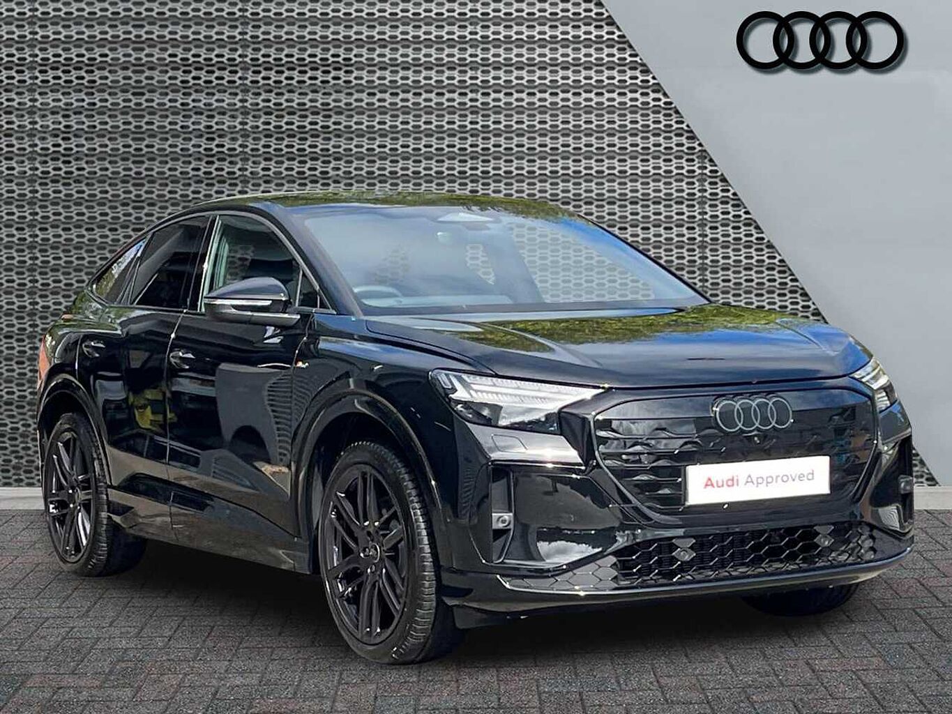 Main listing image - Audi Q4