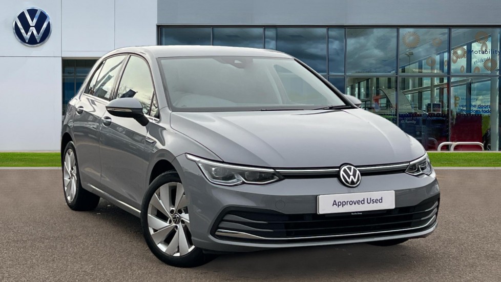 Main listing image - Volkswagen Golf