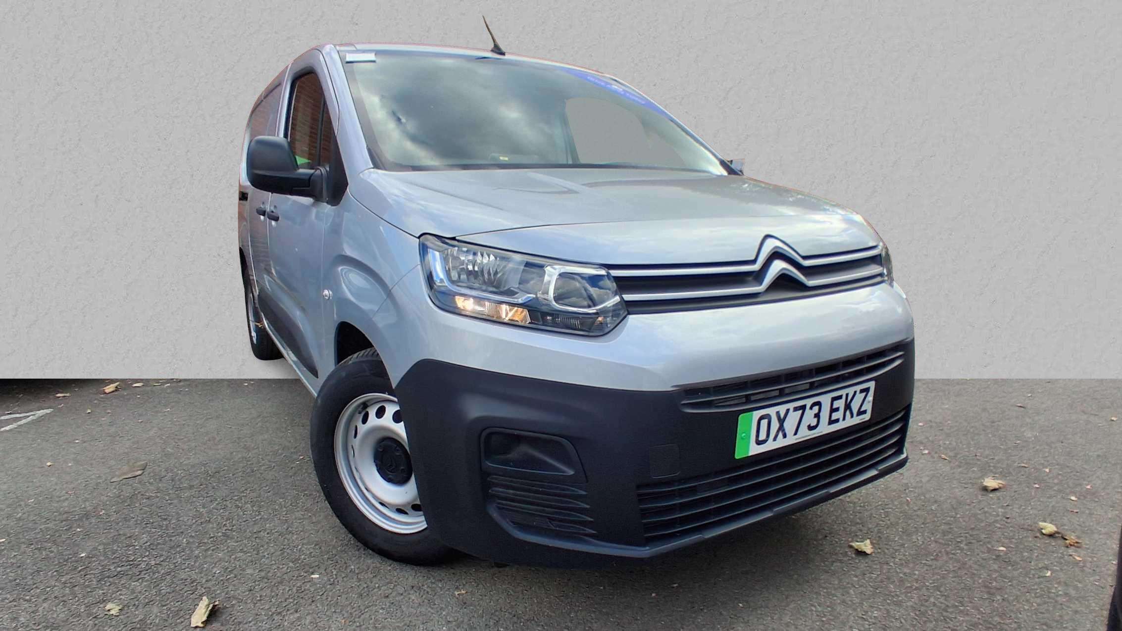 Main listing image - Citroen e-Berlingo