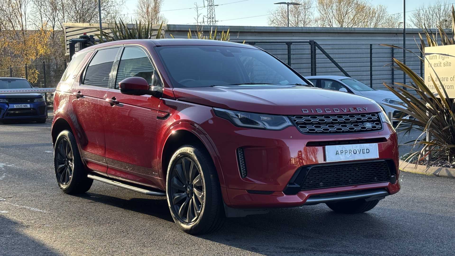 Main listing image - Land Rover Discovery Sport