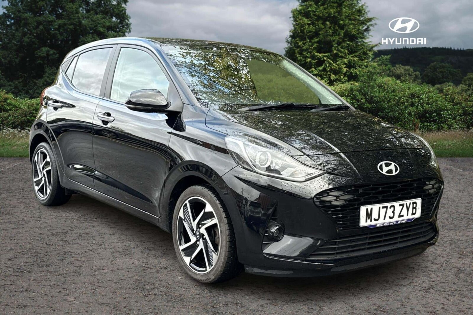 Main listing image - Hyundai i10