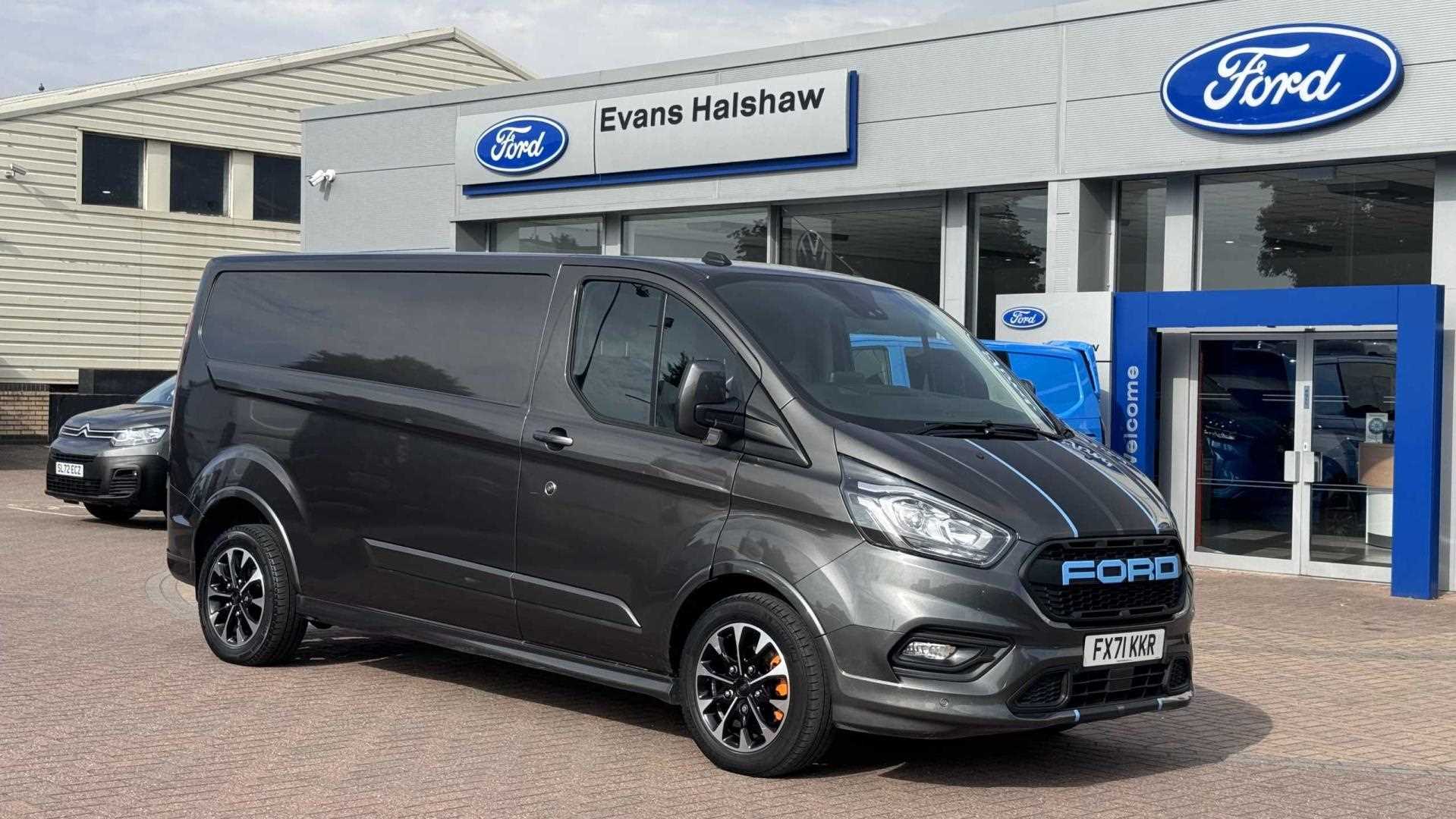 Main listing image - Ford Transit Custom