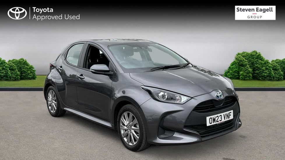 Main listing image - Toyota Yaris