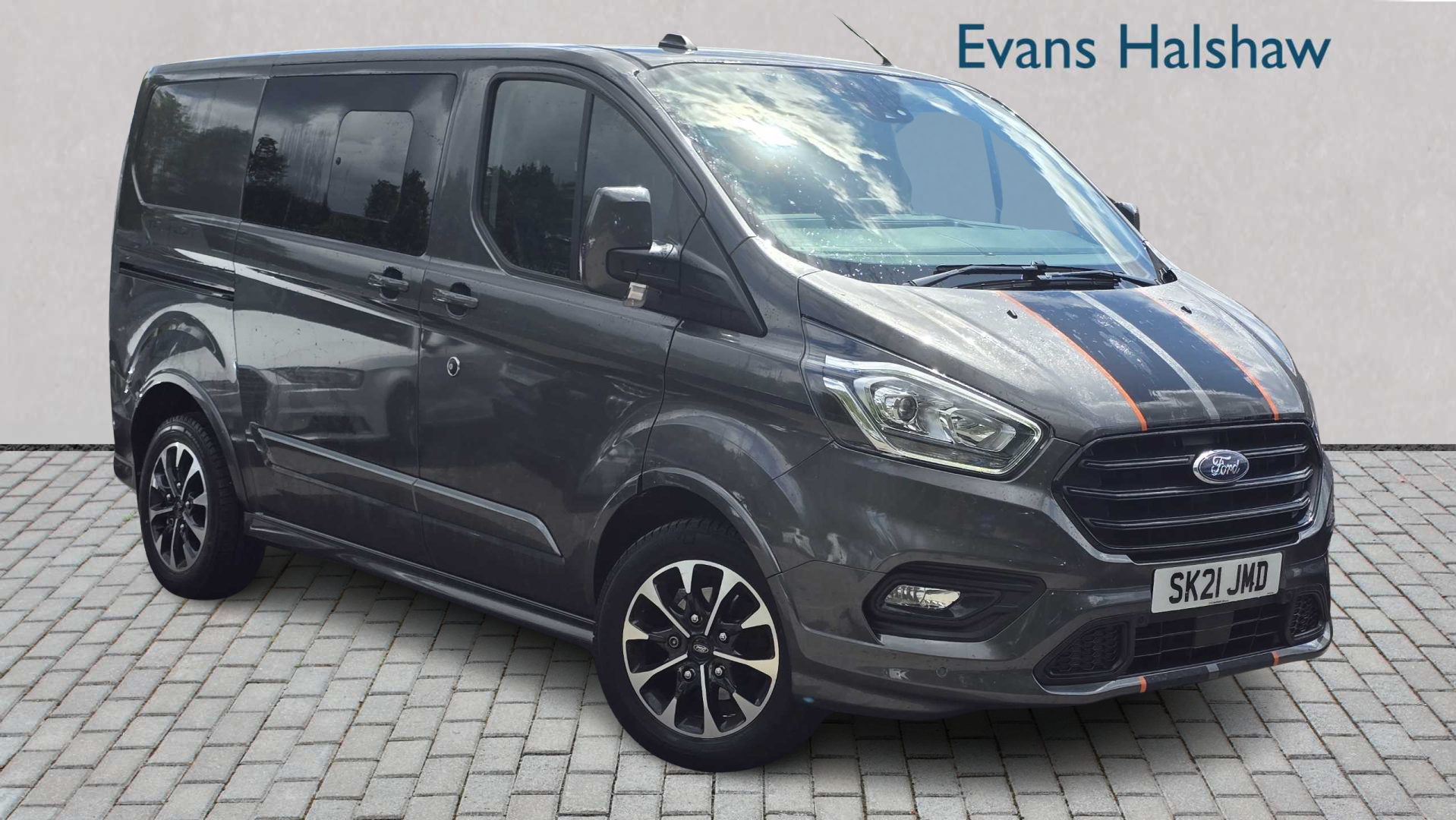 Main listing image - Ford Transit Custom