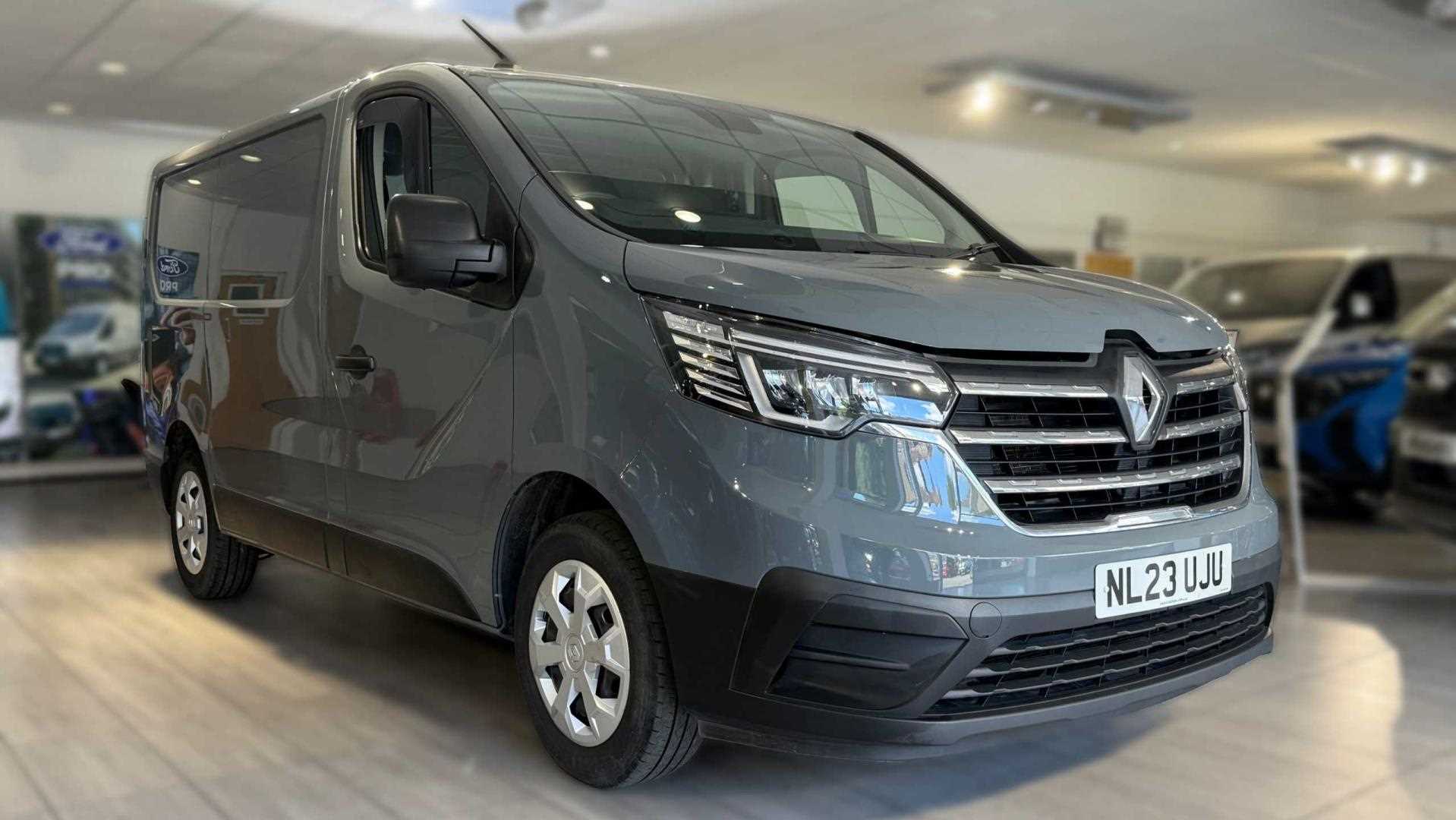 Main listing image - Renault Trafic
