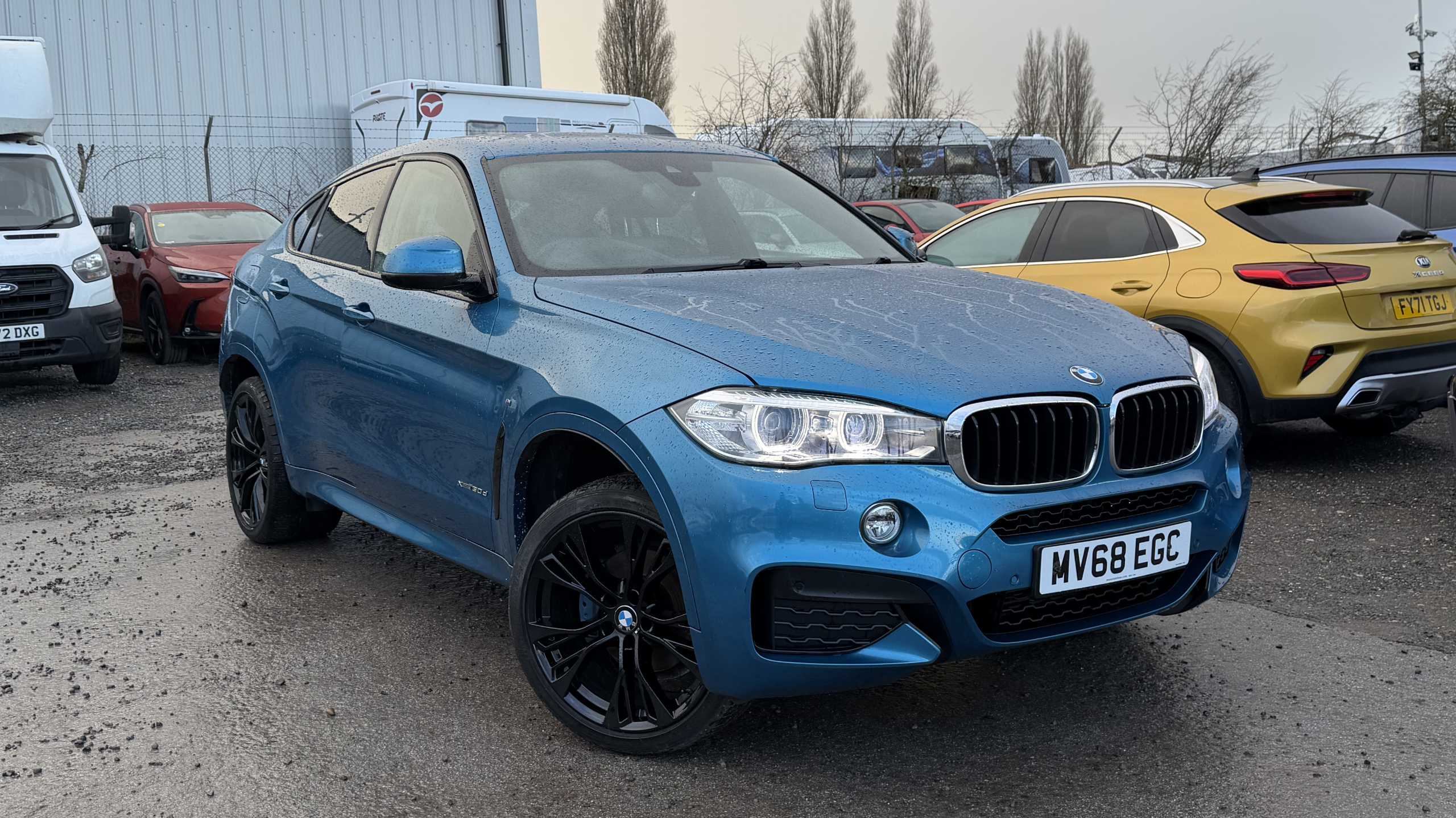 Main listing image - BMW X6
