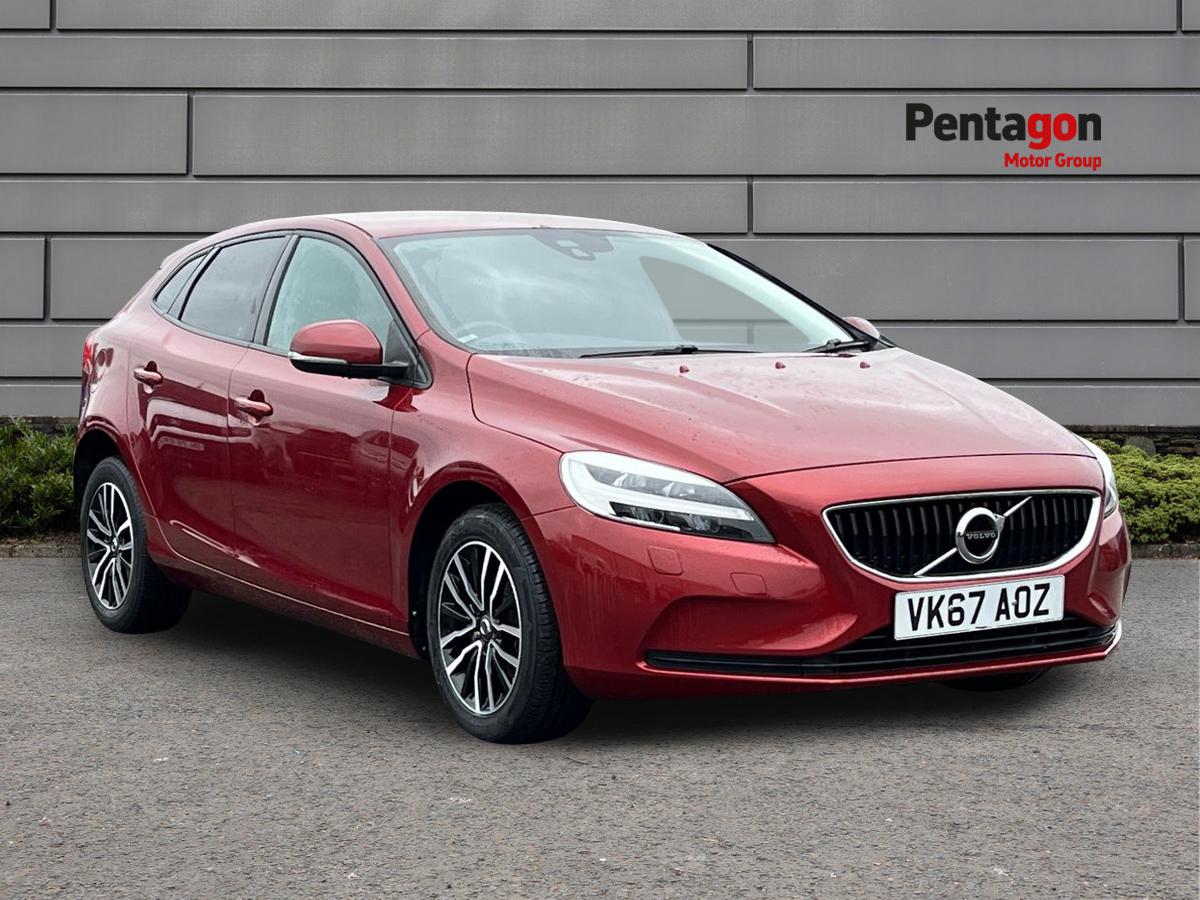Main listing image - Volvo V40