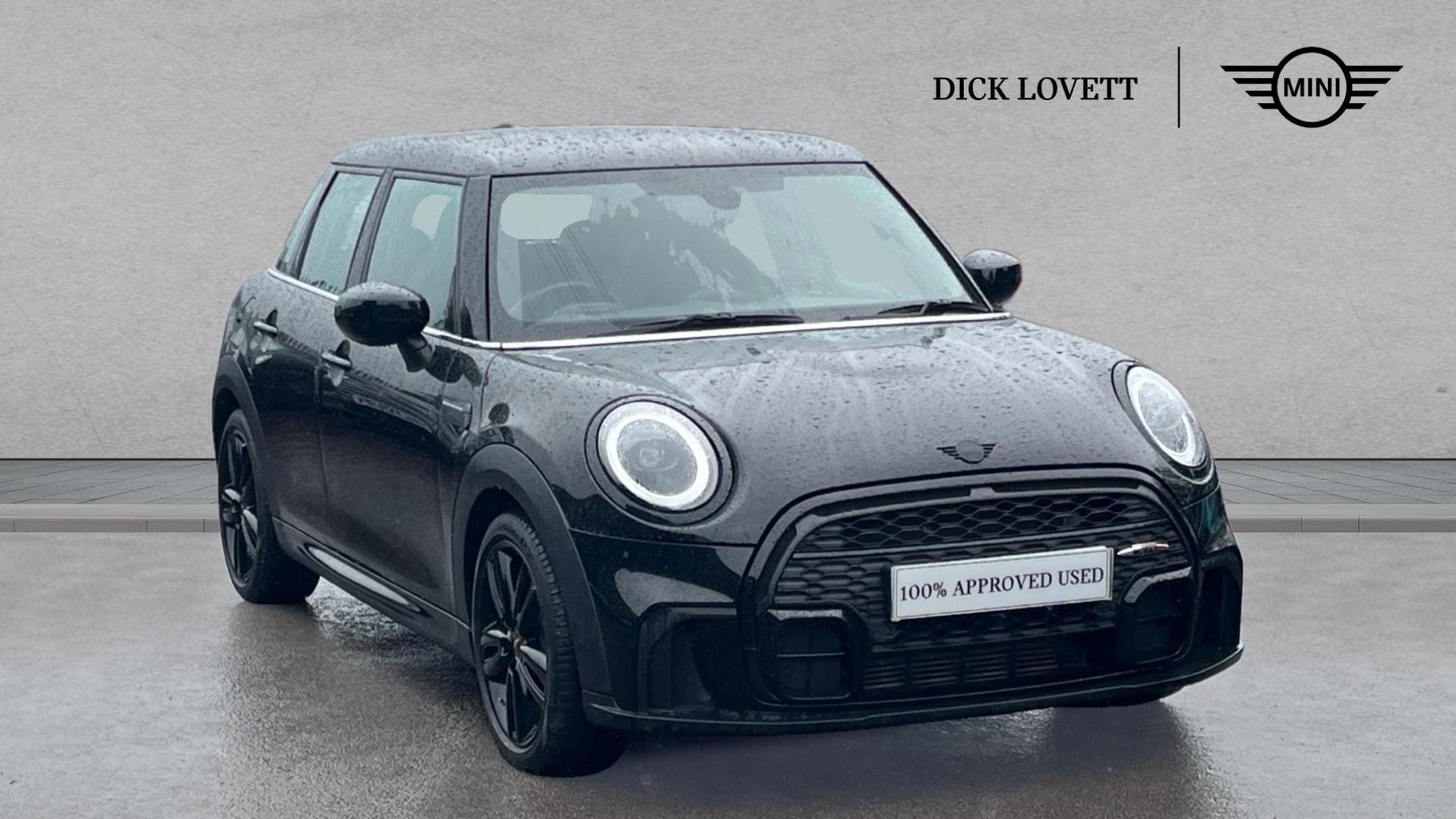 Main listing image - MINI Hatchback 5dr
