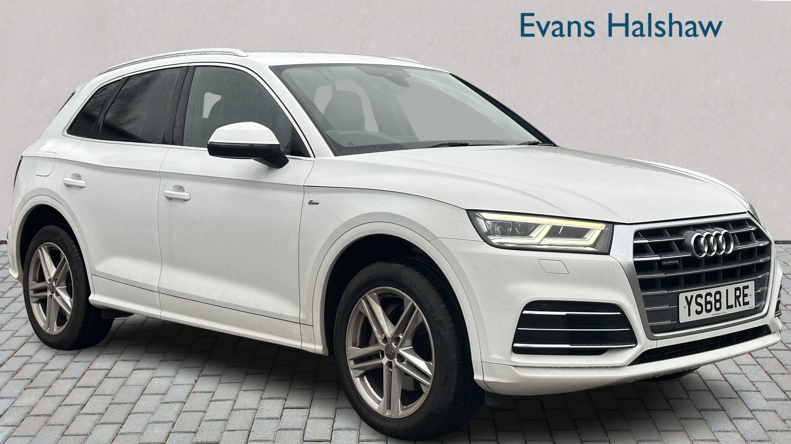 Main listing image - Audi Q5