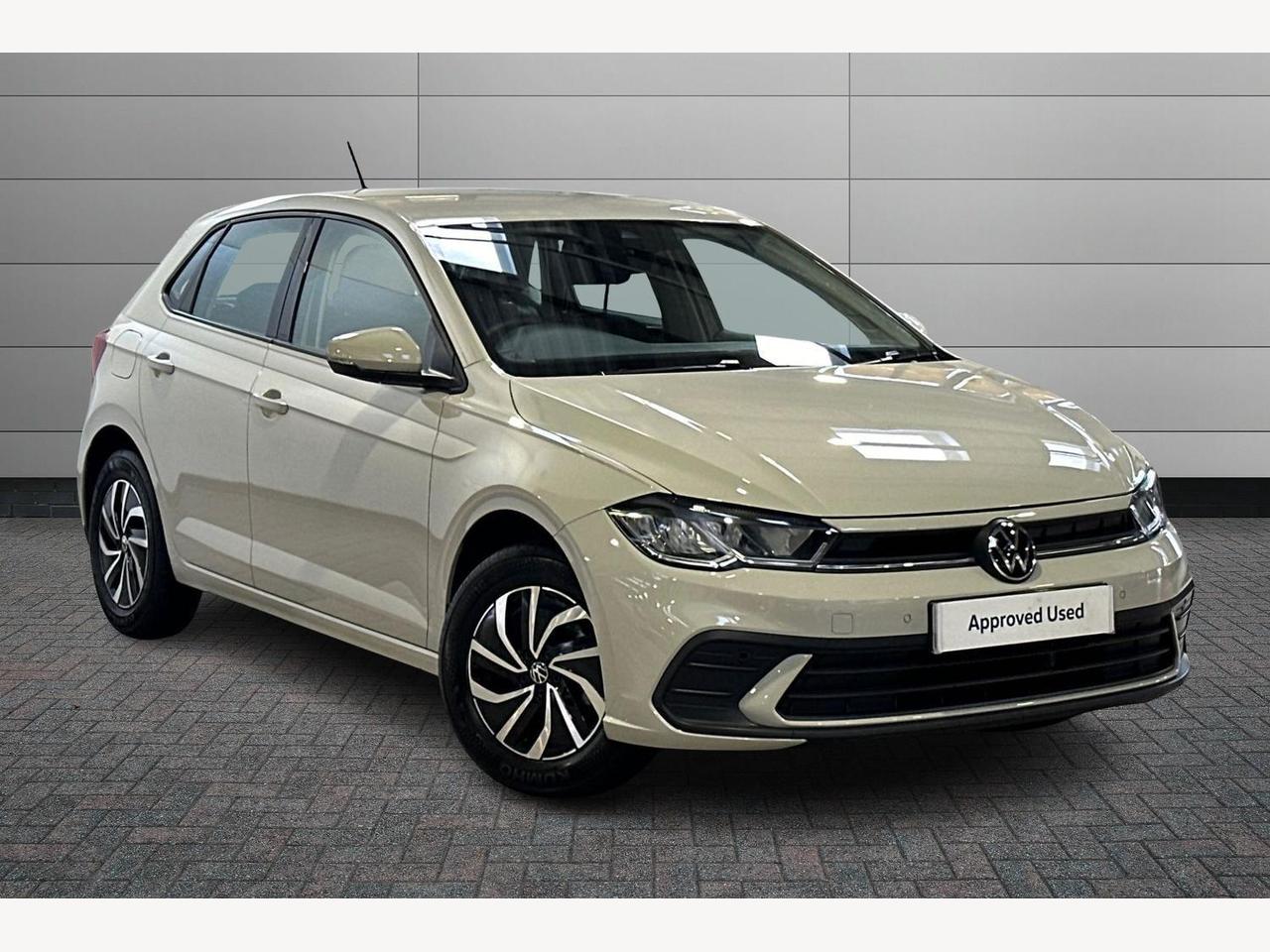 Main listing image - Volkswagen Polo