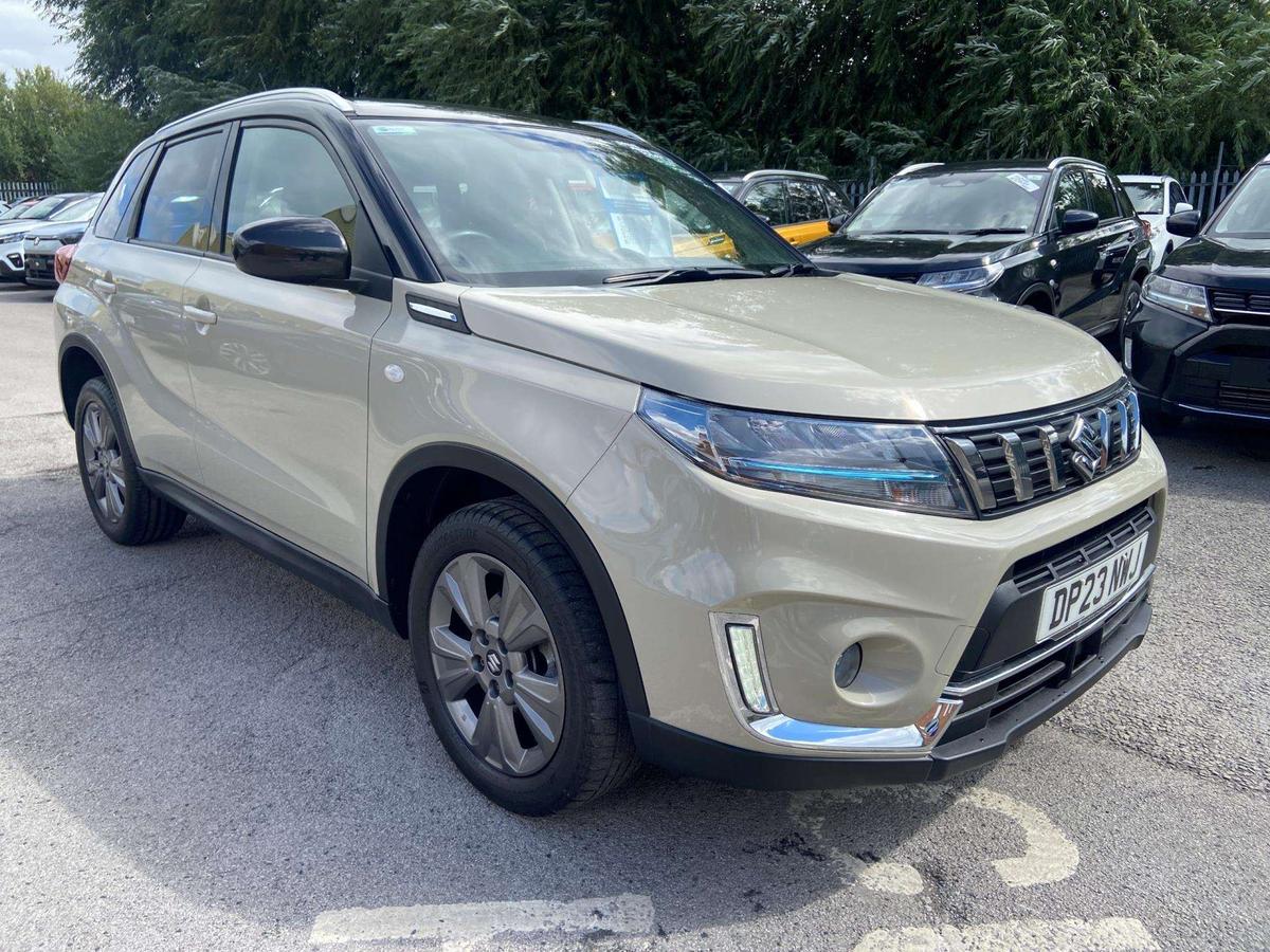 Main listing image - Suzuki Vitara