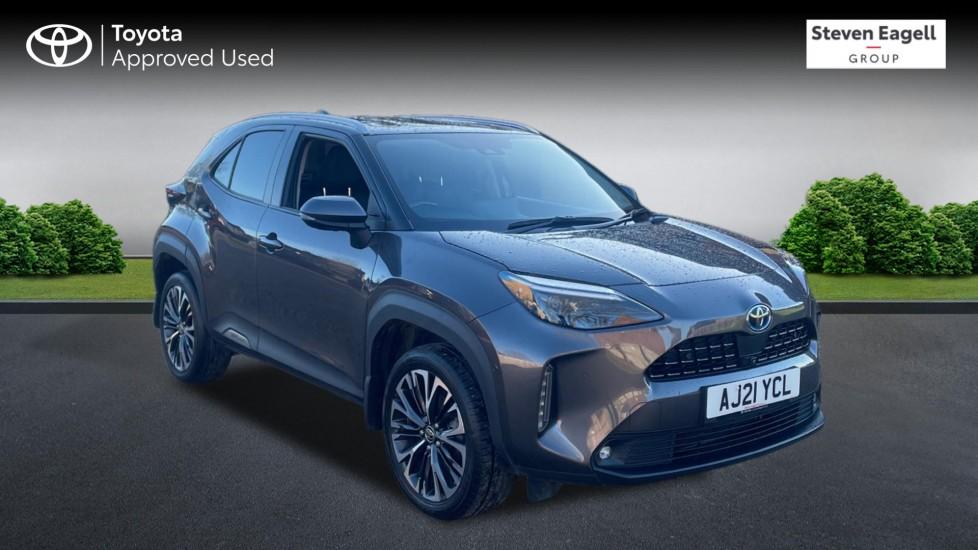 Main listing image - Toyota Yaris Cross