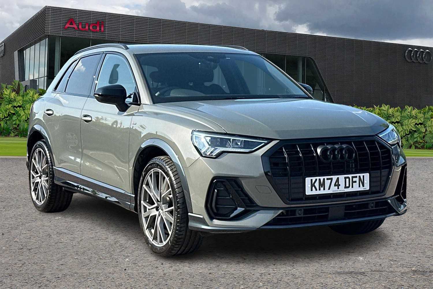 Main listing image - Audi Q3