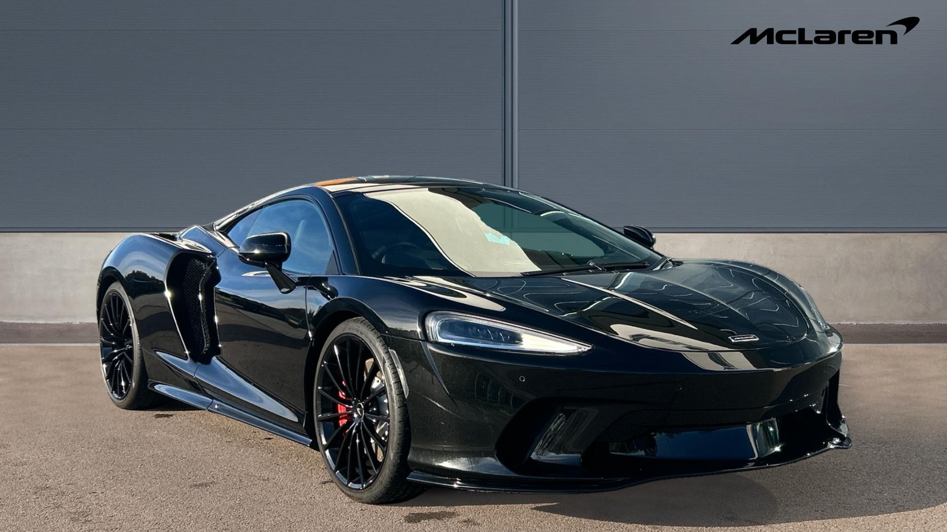 Main listing image - McLaren GT