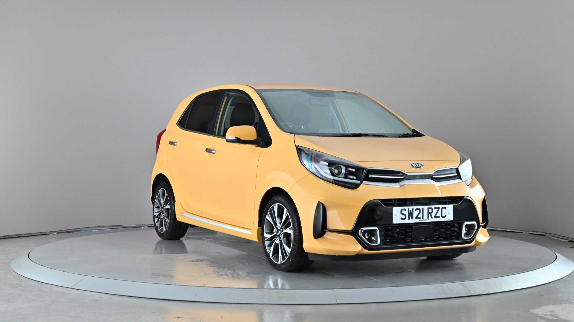 Main listing image - Kia Picanto