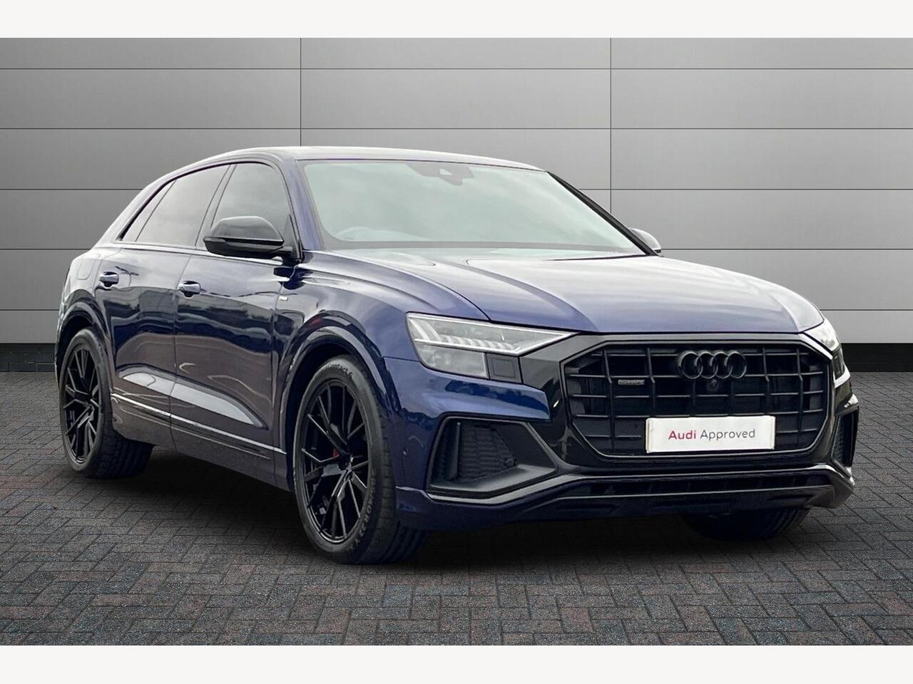 Main listing image - Audi Q8