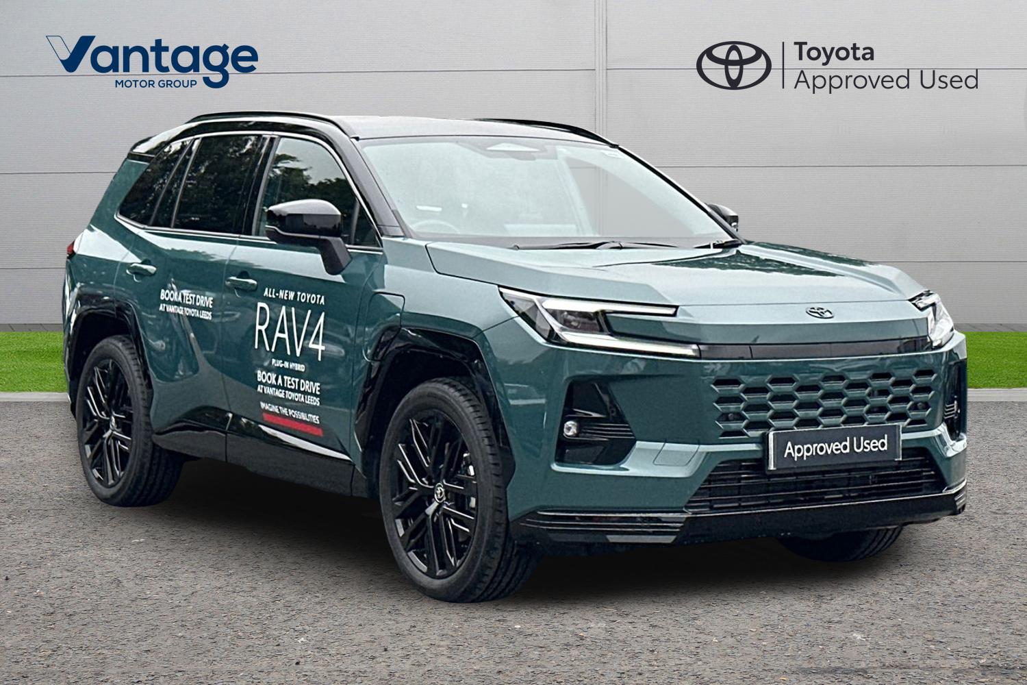 Main listing image - Toyota RAV4