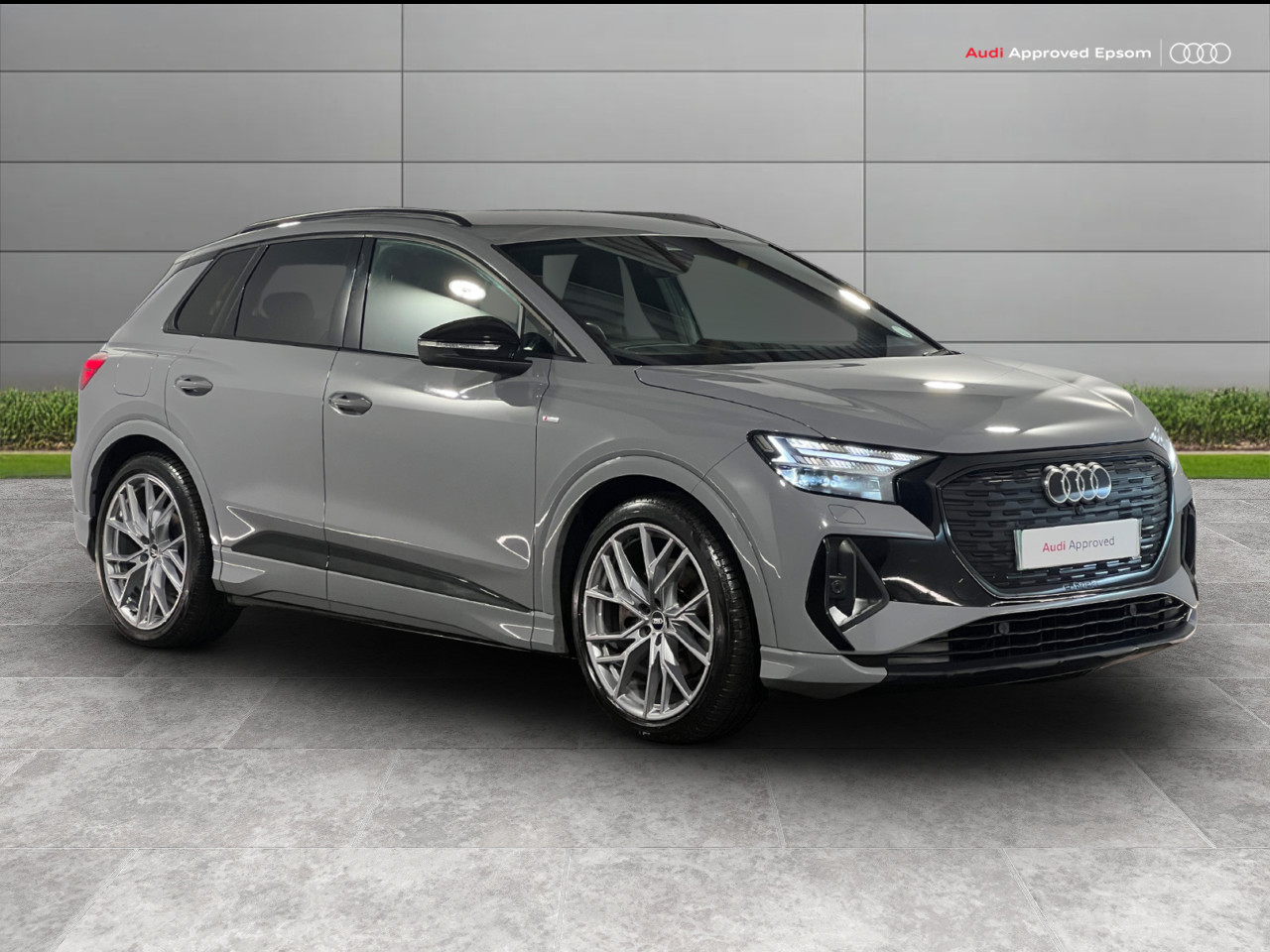 Main listing image - Audi Q4