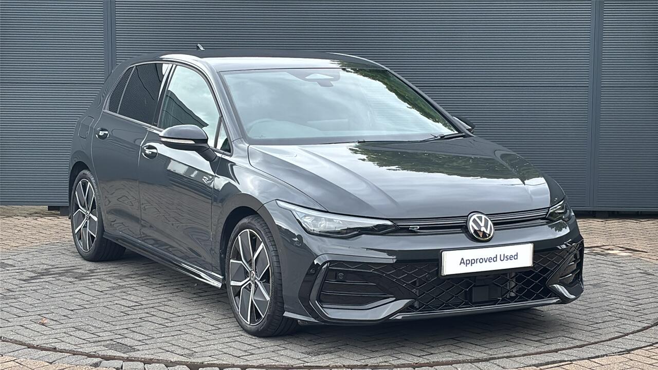 Main listing image - Volkswagen Golf