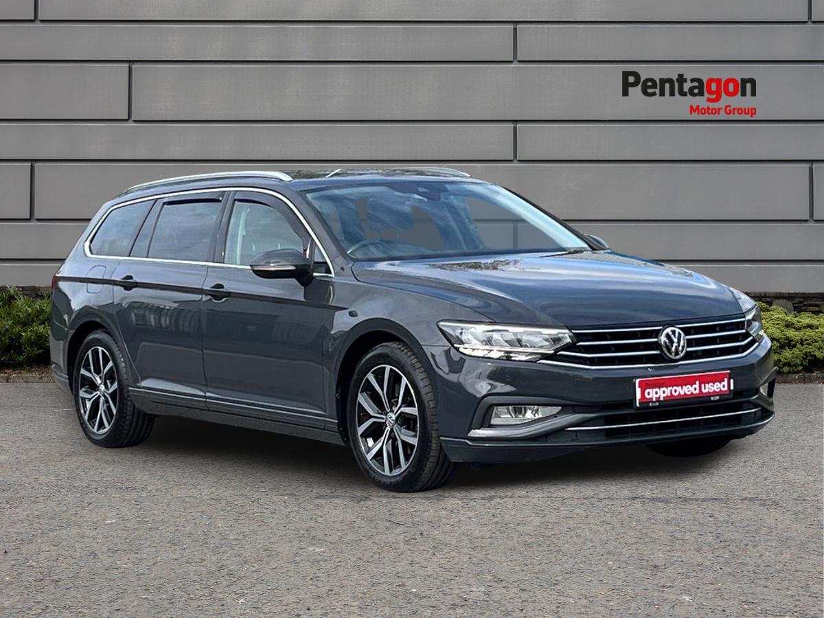 Main listing image - Volkswagen Passat Estate