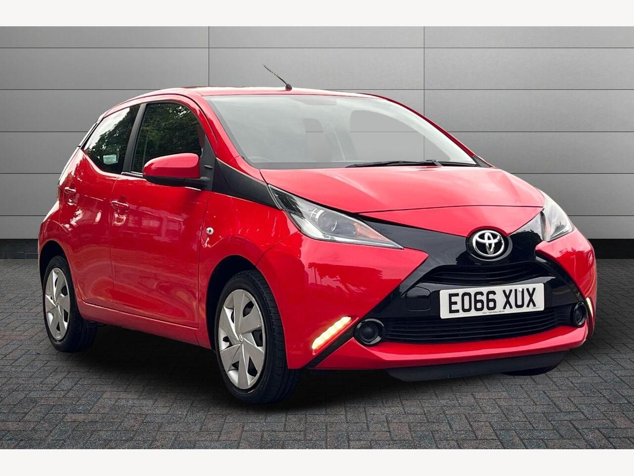 Main listing image - Toyota Aygo
