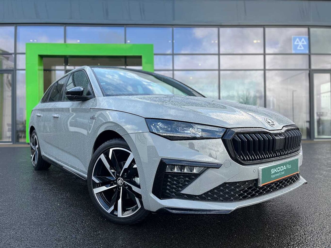 Main listing image - Skoda Scala
