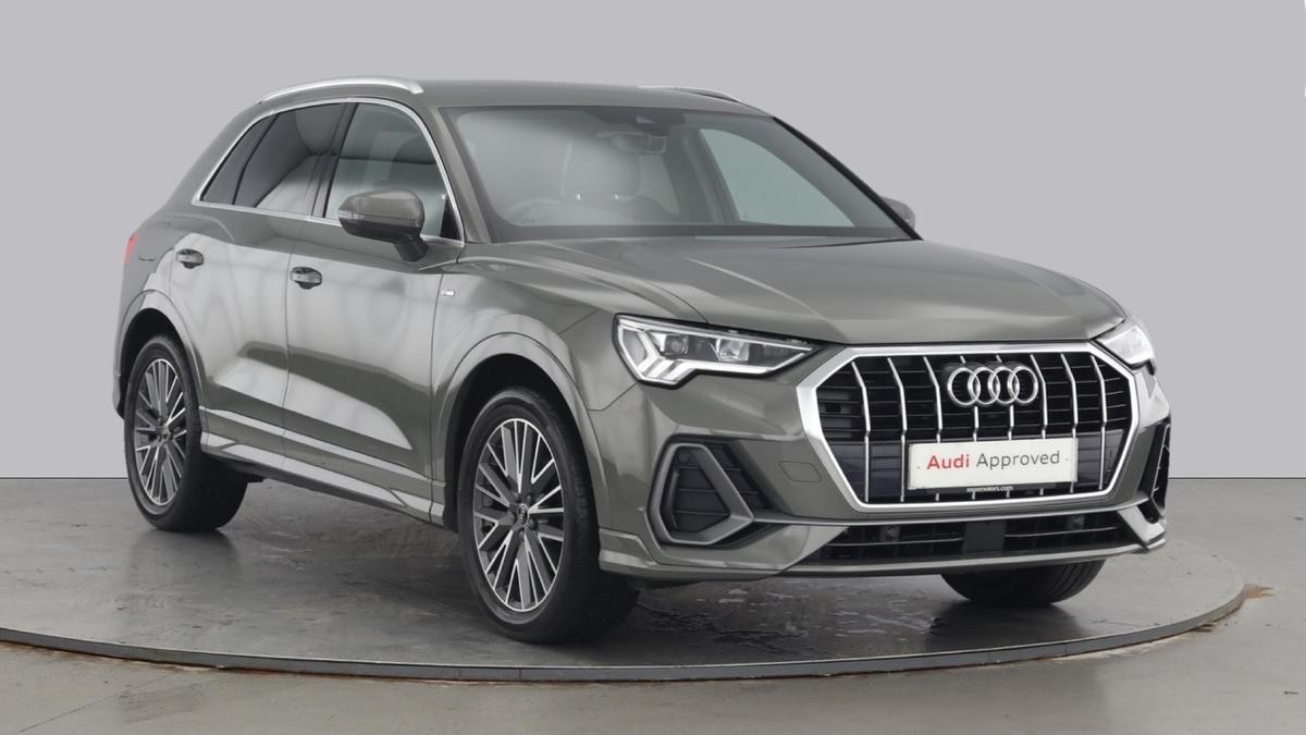 Main listing image - Audi Q3