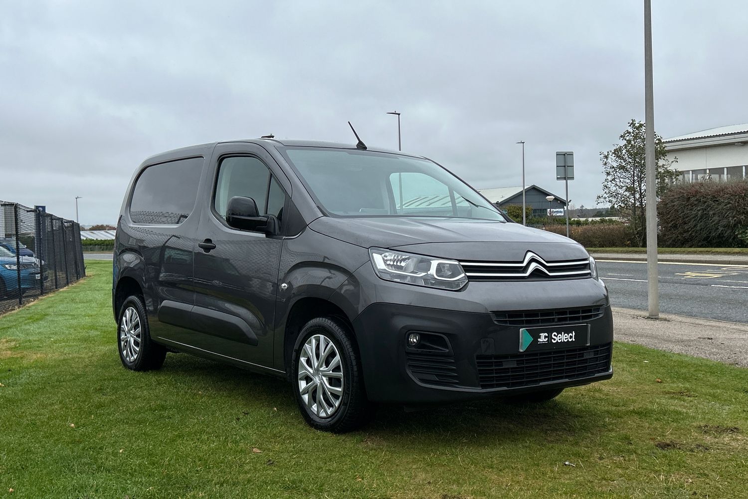 Main listing image - Citroen Berlingo Van