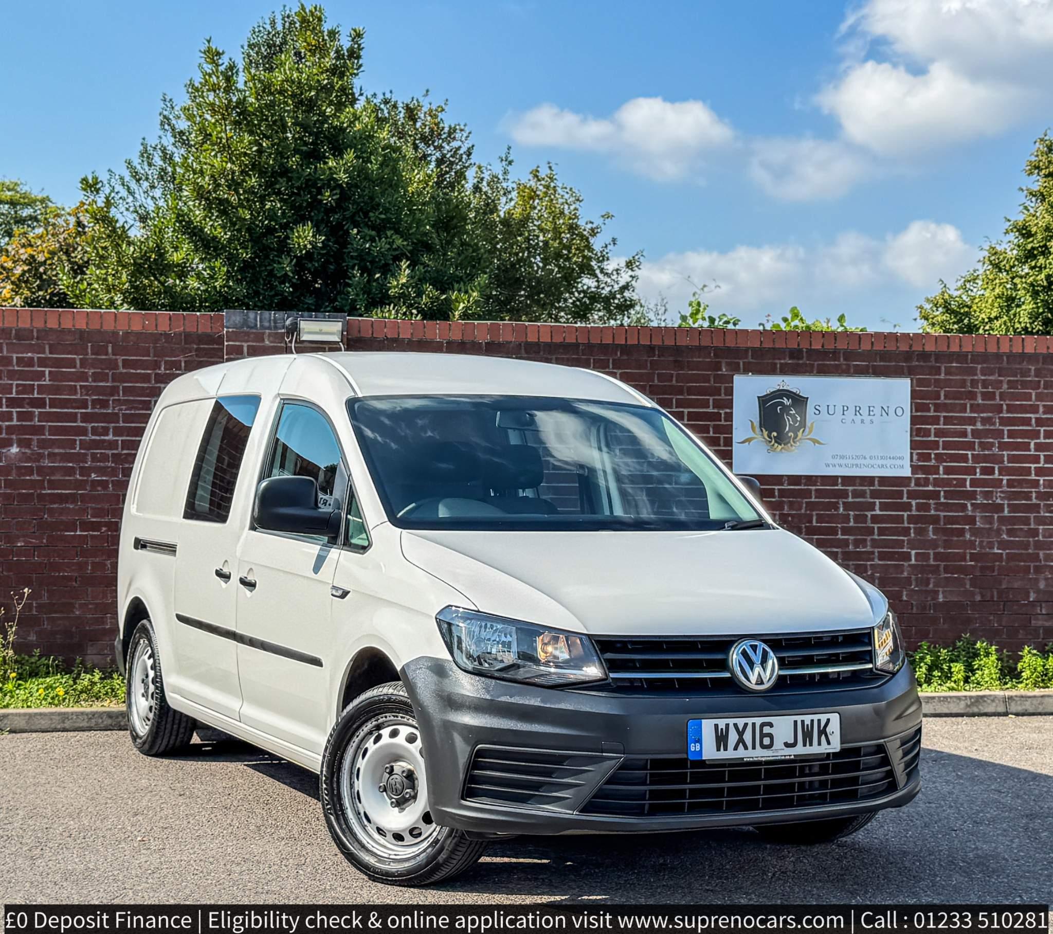 Main listing image - Volkswagen Caddy Maxi