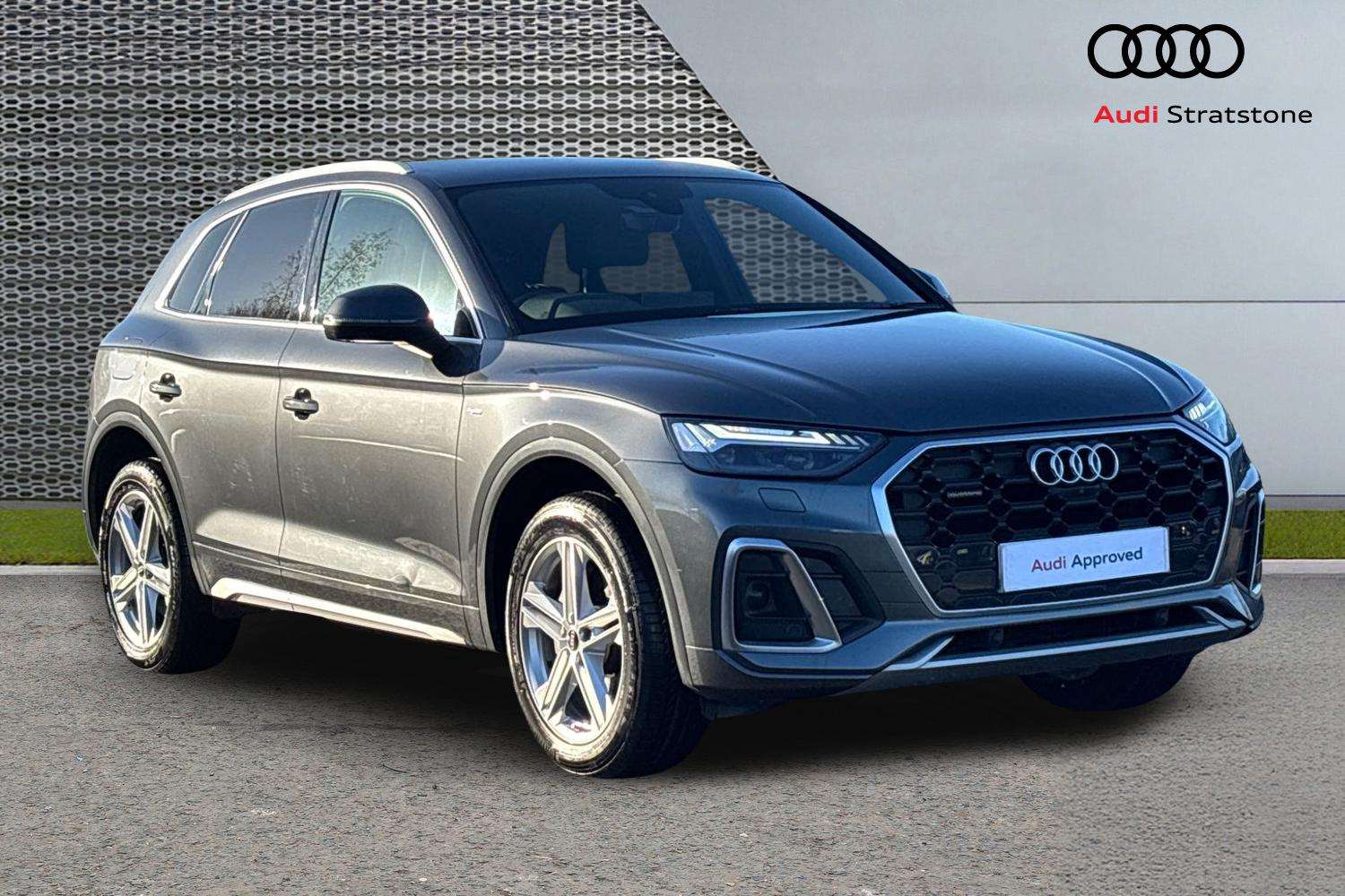 Main listing image - Audi Q5