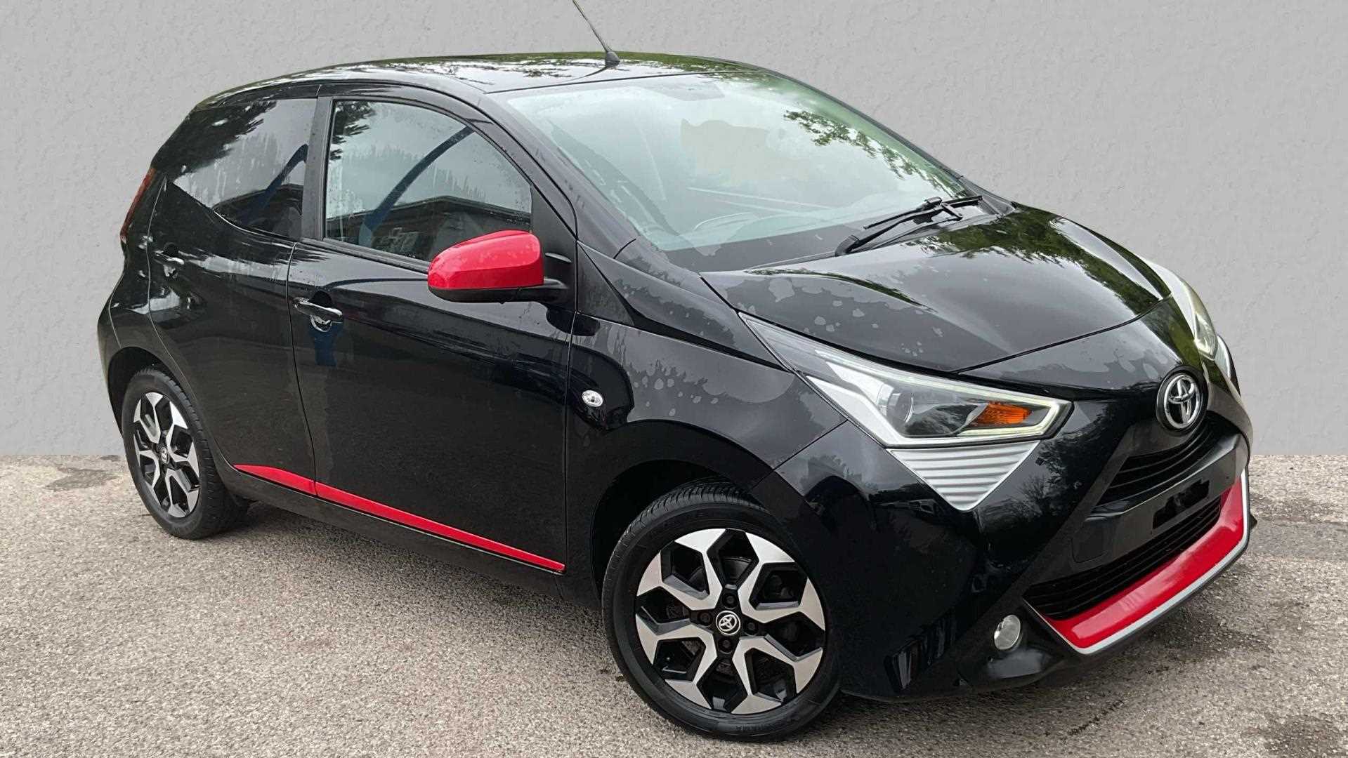 Main listing image - Toyota Aygo