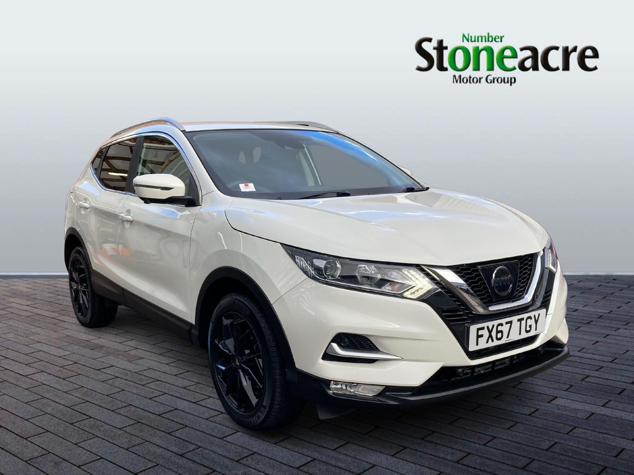 Main listing image - Nissan Qashqai