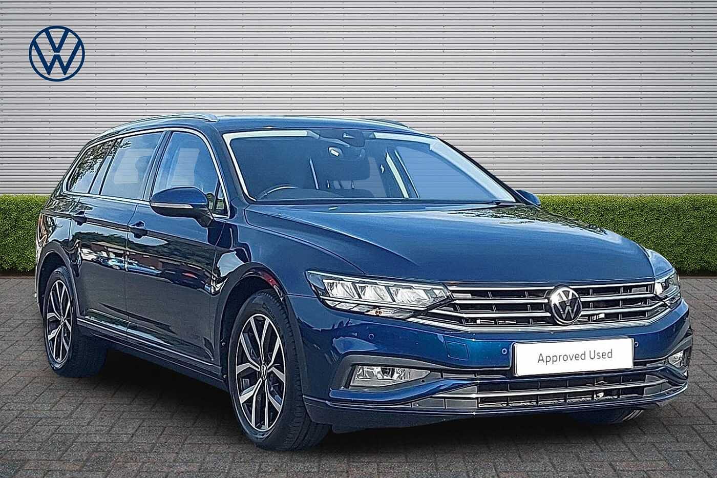 Main listing image - Volkswagen Passat